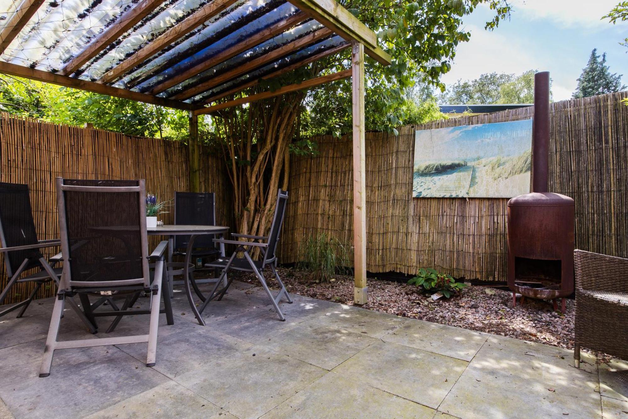Great Stay - Nature - Outside Hottub En Sauna 부투이젠 외부 사진