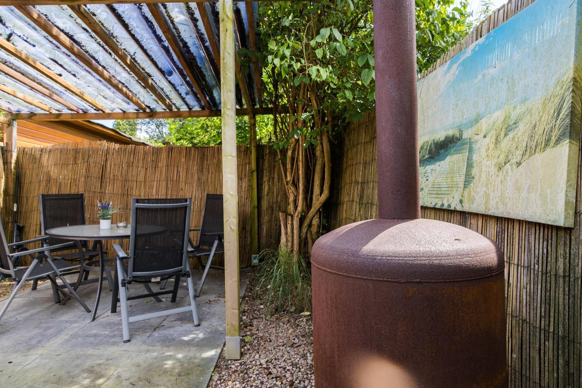 Great Stay - Nature - Outside Hottub En Sauna 부투이젠 외부 사진